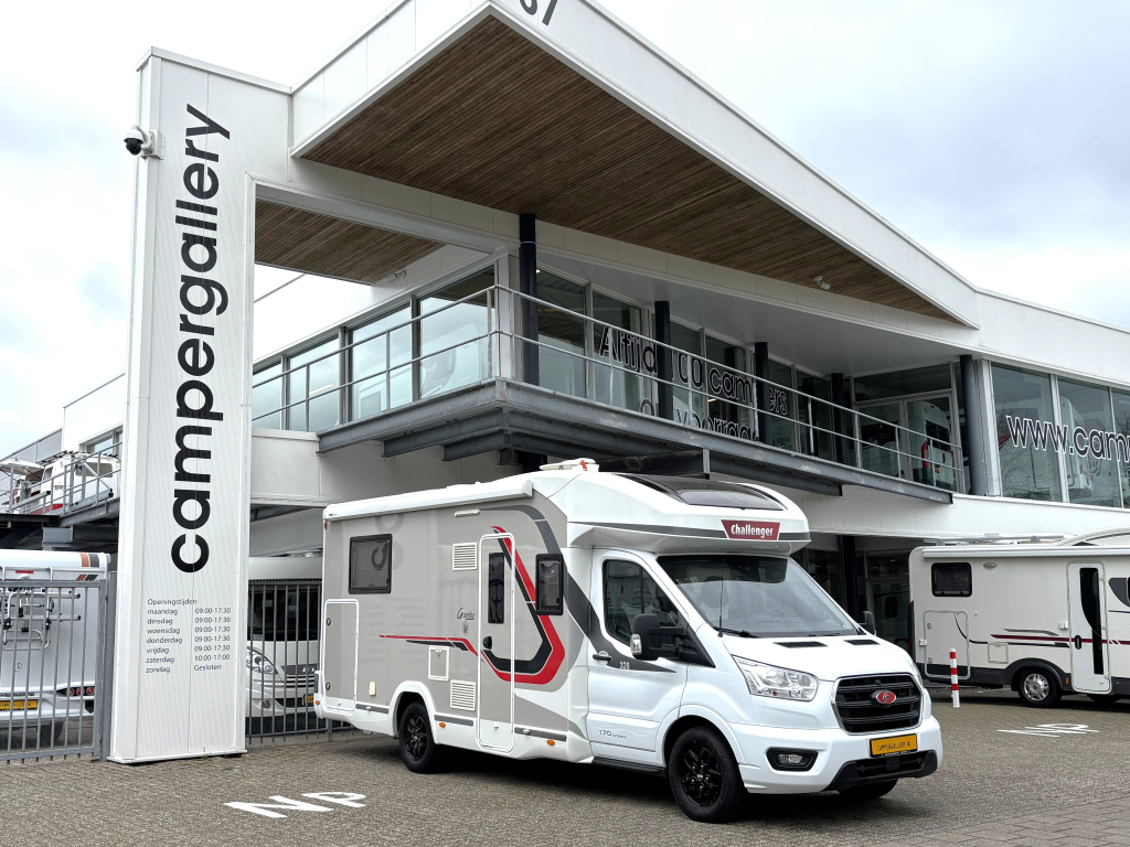 Challenger Graphite VIP 328 AUTOMAAT QUEENSBED HEFBED F2F foto: 0
