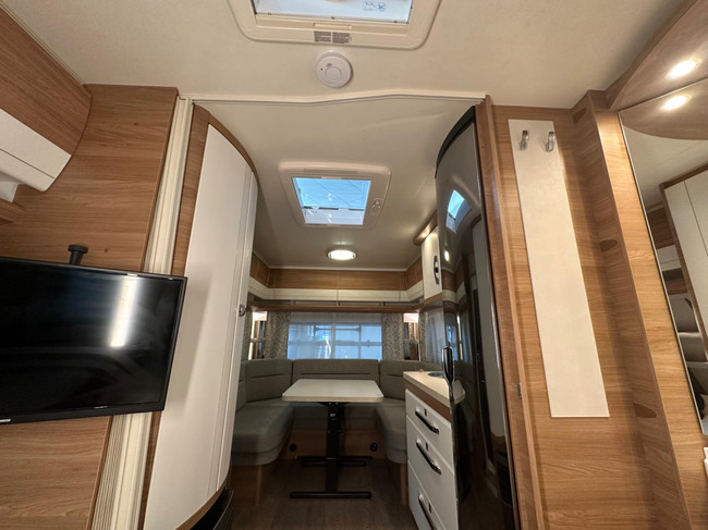 Hobby De Luxe 460 UFe foto: 23