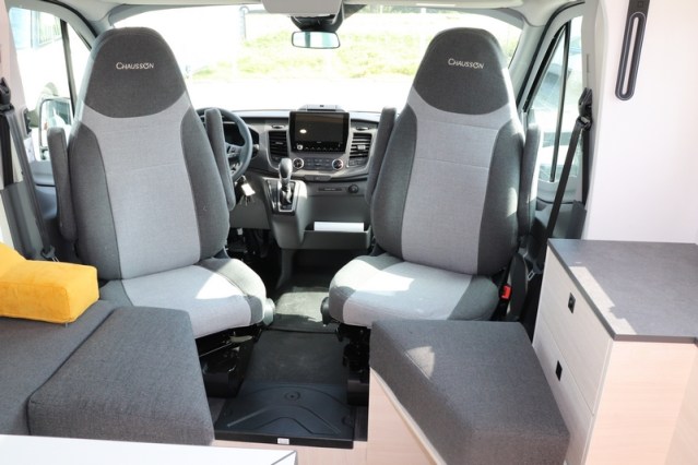 Nagenoeg nieuwe Exclusieve Line 660 Chausson AUTOMAAT dubbele toegangsdeur Artic pack (70  foto: 26
