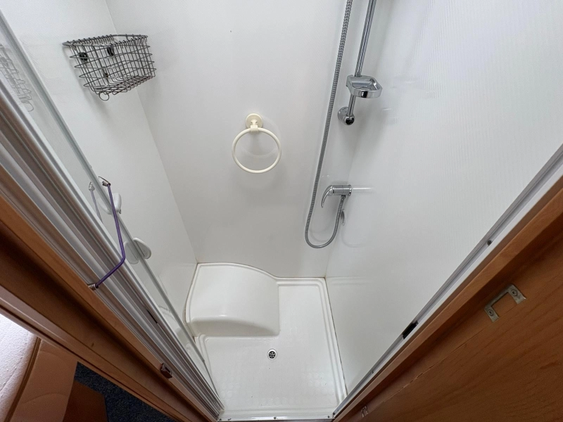 Fleurette Migrateur 73 LM Cama Queen, Aire Acondicionado, Comedor foto: 17