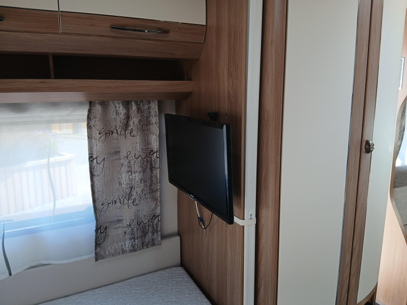 Hobby De Luxe 460 UFE  foto: 11