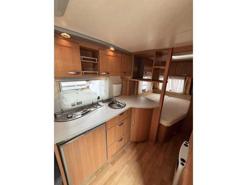 Knaus Azur 500 FU Fransbed + Mover  foto: 15