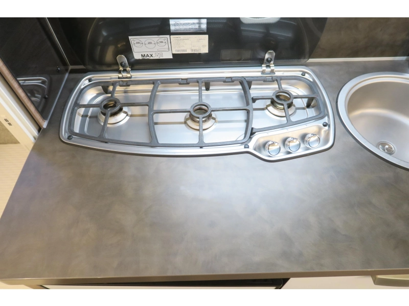Knaus Sport Silver Selection 420 QD Awning Mover bike rack photo: 9