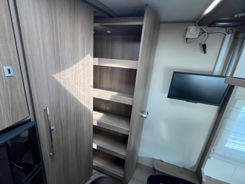 Challenger Prium XL FULL OPTIONS | Levelsyst.  foto: 7
