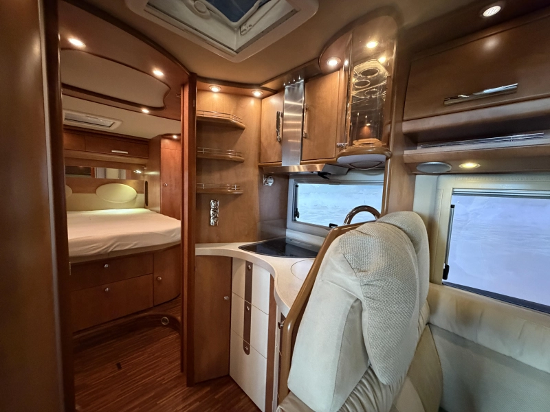 Carthago Chic C-Line I 5.0 QB queensbed 5.0 180pk  foto: 6