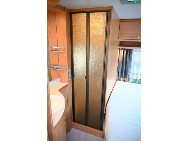 Knaus Blue Line 450TF foto: 18