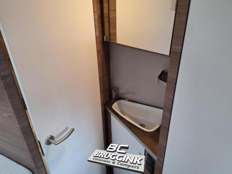 Knaus L!ve Ti 650 MF Cama Francesa foto: 9
