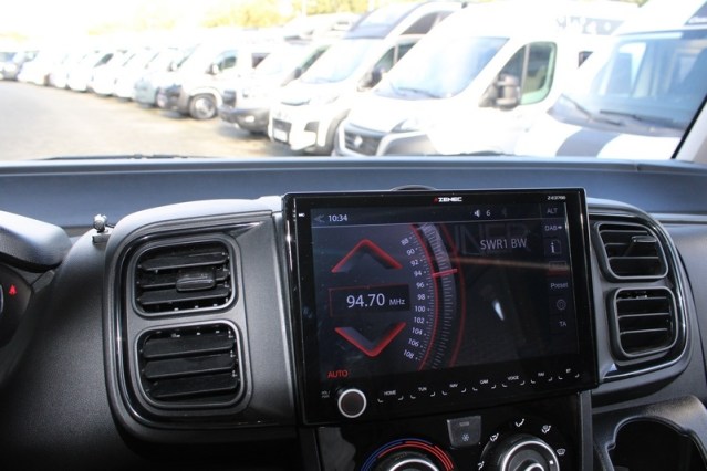 Hymer Exsis I 678 Fiat AUTOMAAT 160 pk enkele bedden Smal en lichtgewicht (54  foto: 23