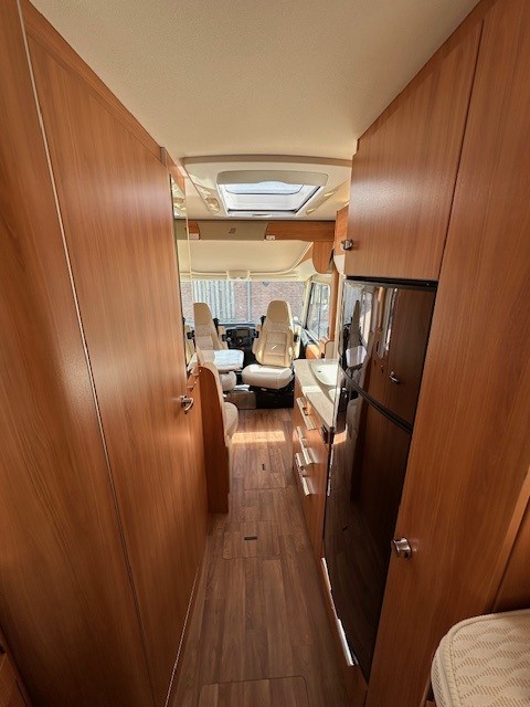 Hymer B 588 DL, nur 15249 km! Foto: 9