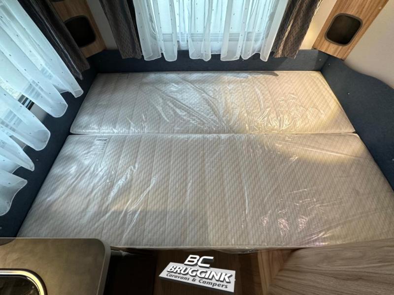 Eriba Feeling 425  foto: 10