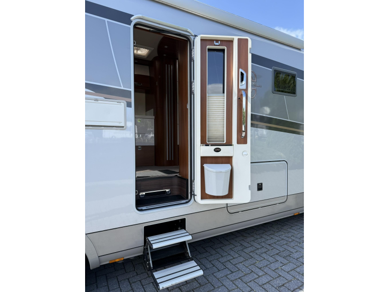 Carthago Liner For Two 53 L RONDZIT - vol accessoires  foto: 10