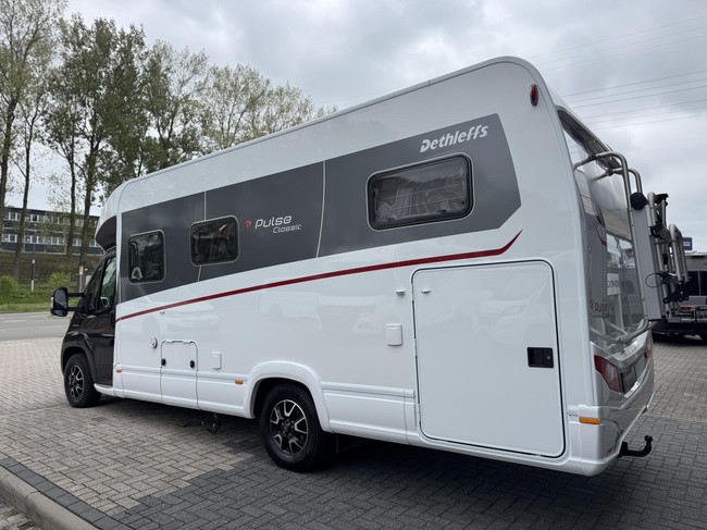 Dethleffs Pulse Classic T7051 EB 9T-Automaat Ep-Level 2X Airco foto: 5