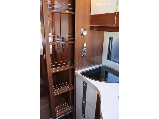 Carthago CHIC E-LINE I 51 YACHTING 180hp Automatic | Without pull-down bed | Alde heating | Single beds | Solar panels | Inverter | Double bo photo: 12