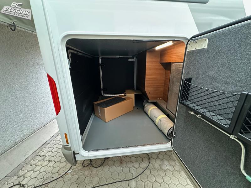 Carthago C-line I 4.9 LE photo : 3