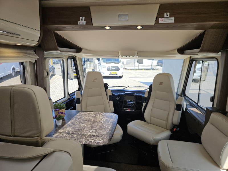 Hymer B674 SL foto: 7