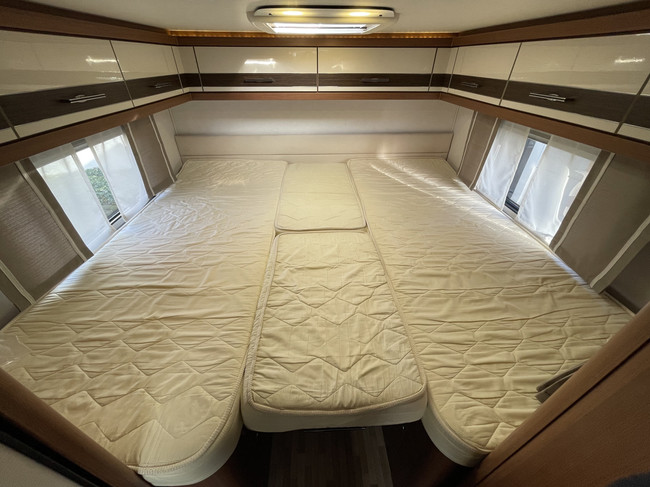 LMC Cruiser Sportline 662 G Edition 60 Jahr | Length bed | Roof air conditioning | 1st Owner | 2x Solar | Tow bar | Inverter | Camera | TV | Navi | Clima | Air suspension | Head-up display | Stabilizer legs | Lane Assist photo: 21