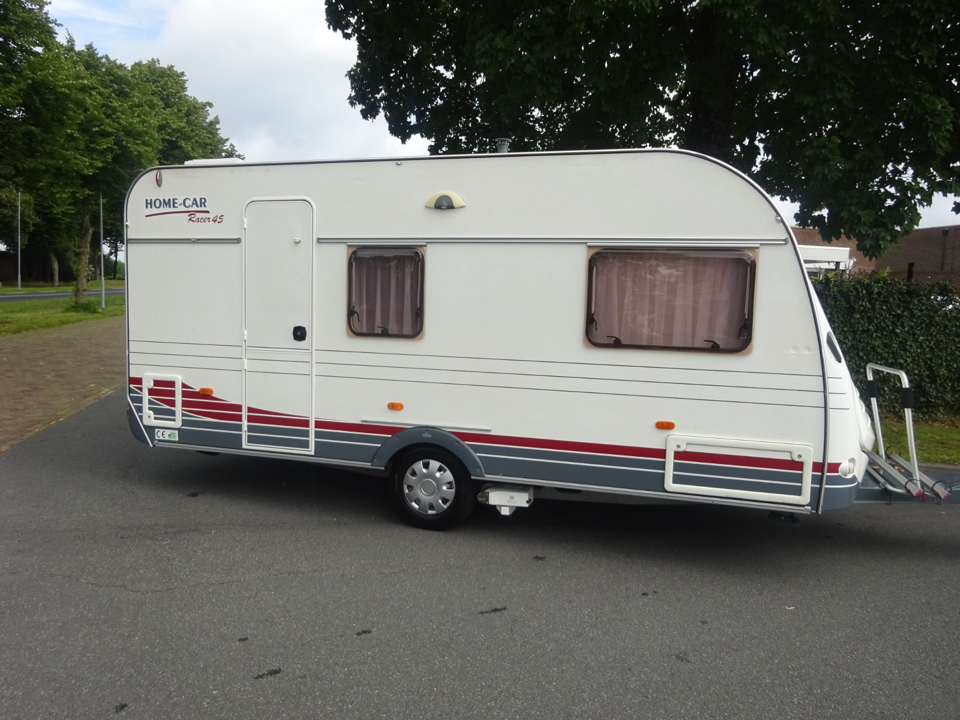 Home-car Racer 450 Ruime Caravan Met Nieuwe Mover foto: 2