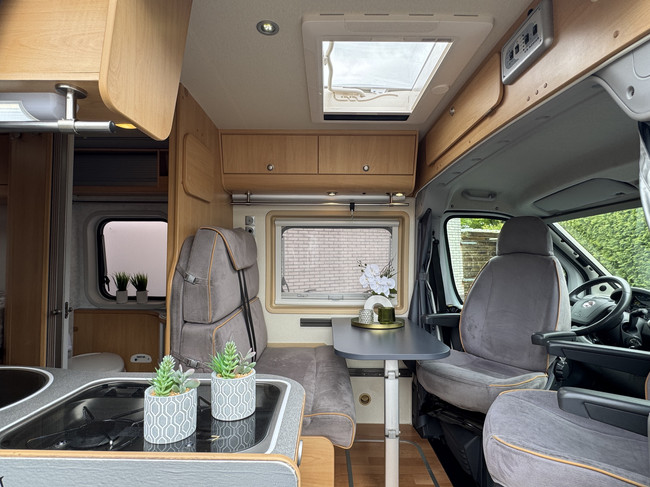 Adria Twin 600 158 cv Fiat Ducato 3.0 AUTOM&Aacute;TICO **Solo 6 metros/Cama transversal grande/4 asientos/Toldo/Panel solar/Portabicicletas/JBL/Ver foto: 1