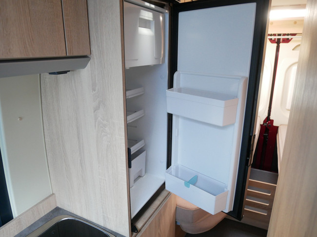 Clever 6.40 Mtr Buscamper, Chasis Maxi, &iexcl;&iexcl;Camas Bajas Longitudinales!! foto: 13