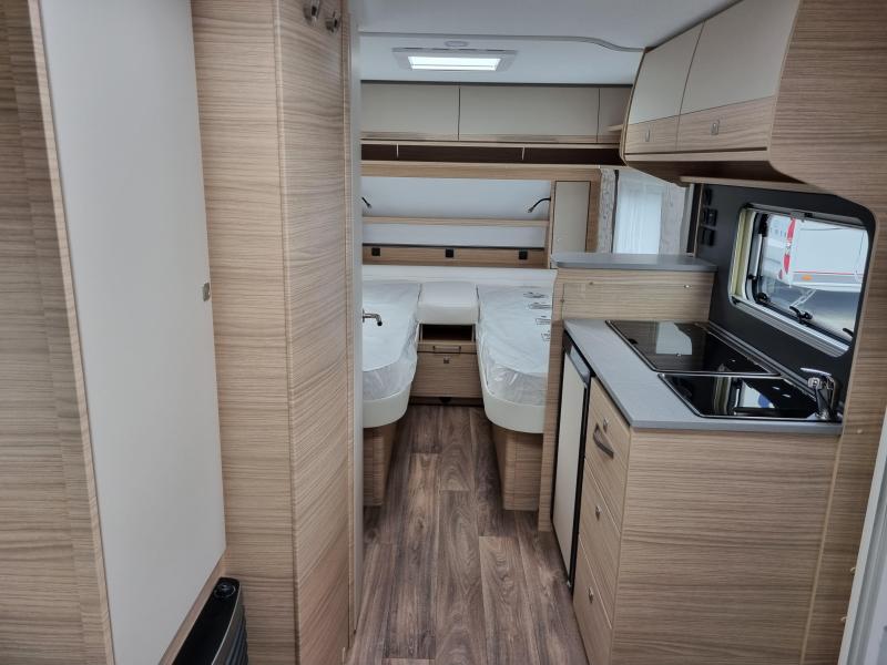 Fendt Bianco Selection 465 TG Enkele bedden - 1800 kg  foto: 3