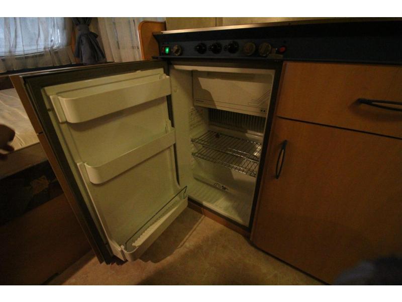 Hobby De Luxe 400 SF Voortent + voortentluifel  foto: 13