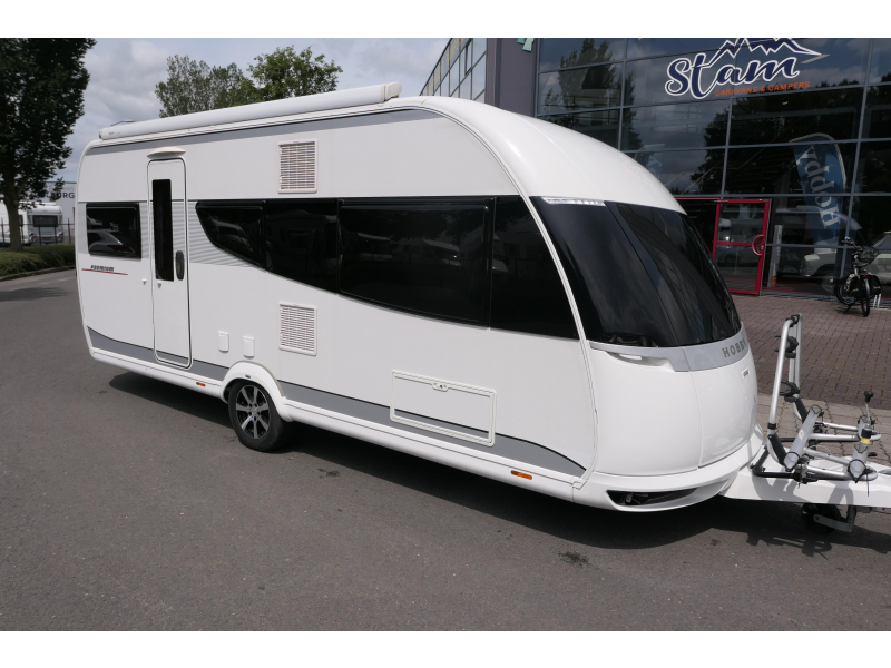 Hobby Premium 495 UL enk. bed, luifel en airco  foto: 1
