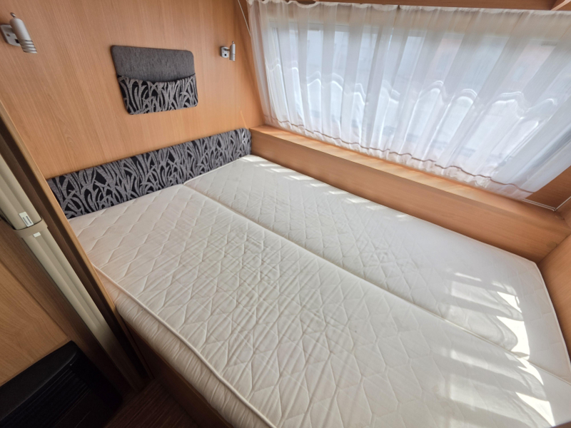 Adria Altea 390 PS 4 personas AVANCE 2010 foto: 8