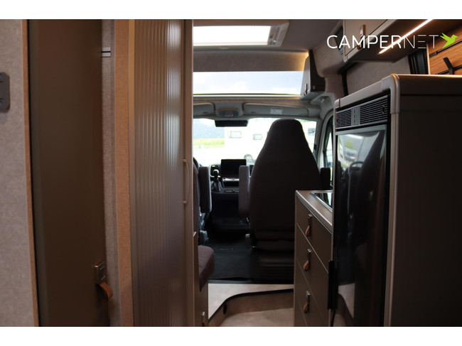 Hymer Grand Canyon 180hp Automatic | Lithium | 5G router | LED headlights | Diesel heating | Fiat multimedia system | Outdoor shower | A photo: 17