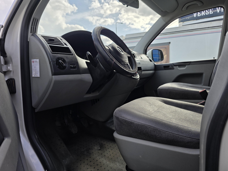 Volkswagen T5 2 TDI 4 persoons hefdak 2014  foto: 17