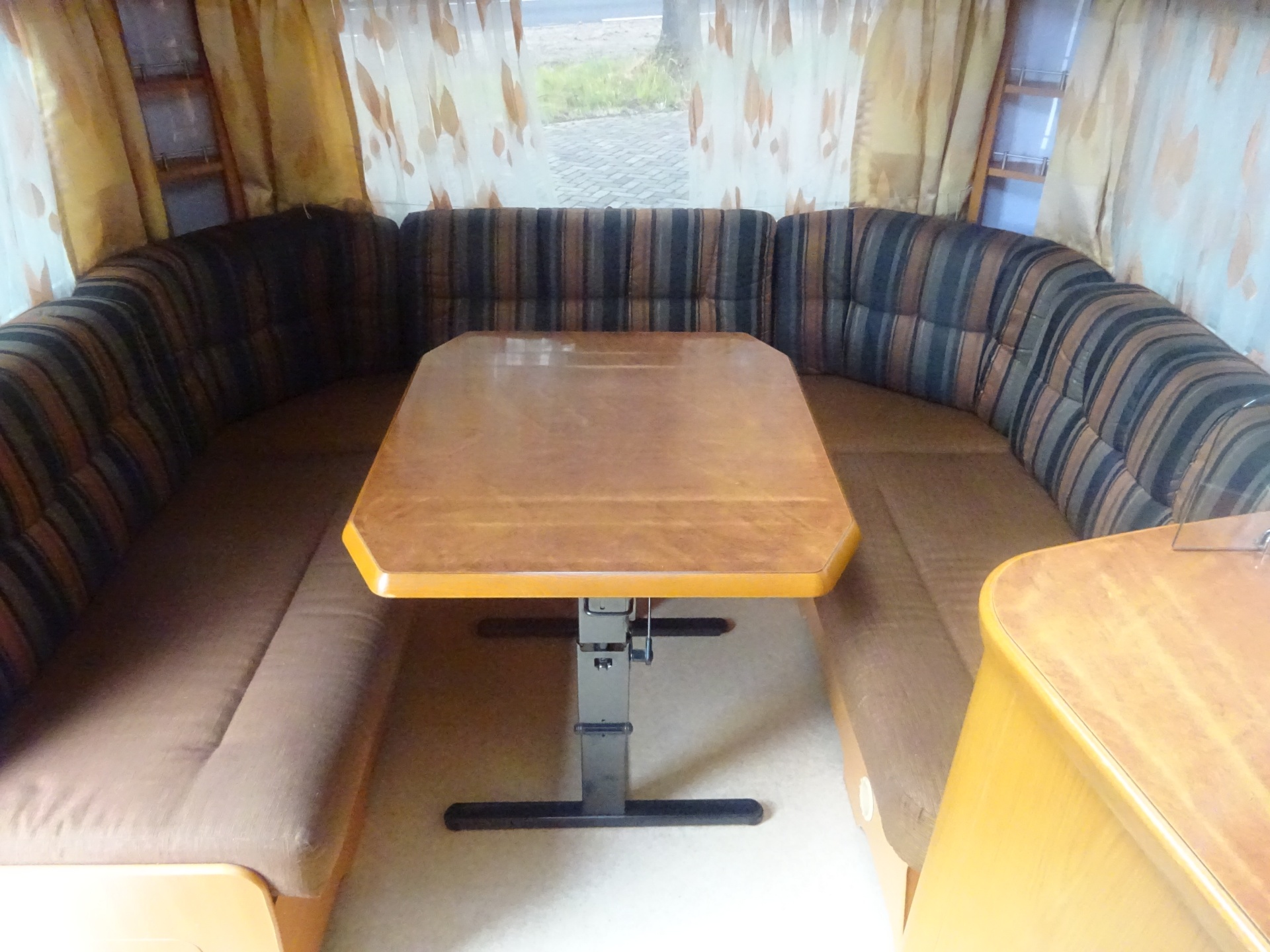 Fendt Diamant 550TG Enkele Bedden + Mover+ Airco foto: 13