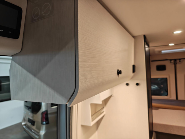 tourne mobil 6.4 Select 2.2 BlueHDI 180PS Automatik - ALL SEASON Foto: 11