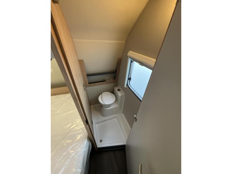 Knaus Sport 450 FU NW. MODEL-GRATIS MOVER  foto: 9