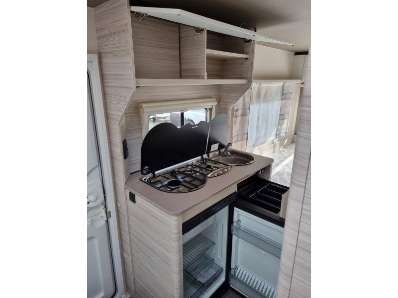 Dethleffs C'Joy 460 LE Active - Lits jumeaux ! photo : 8