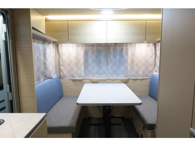 Weinsberg CaraCito 470 EU ENKELE BEDDEN  foto: 6