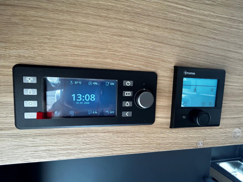 Adria Matrix Axess 650 DL Benelux, Automaat  foto: 17