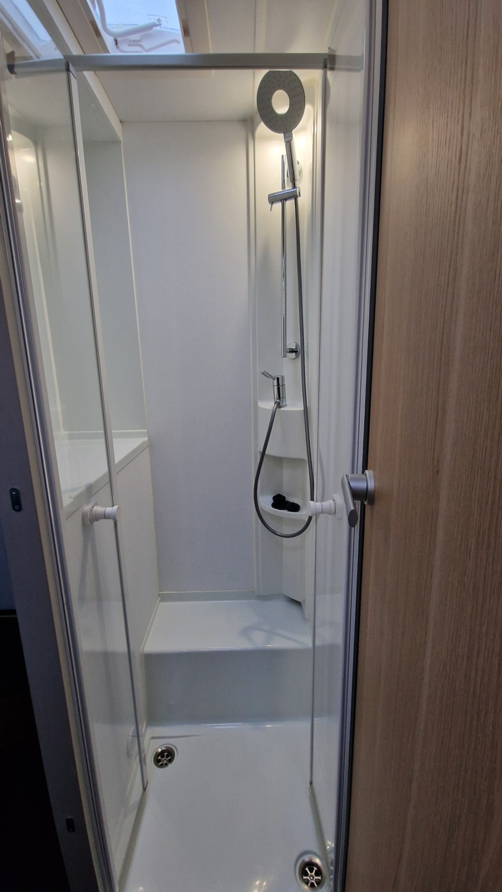 Adria Matrix 650 DC Foto: 16