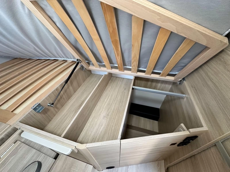 Chausson 777 Premium Etappe Line 8-Gang Automatik Foto: 21