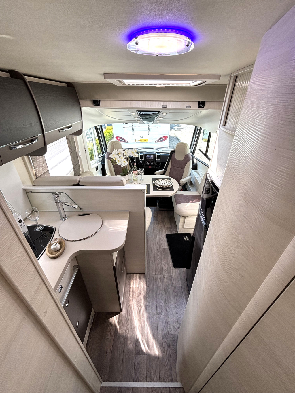 Challenger Sirius 3087 GA EINZELBETTEN + HUBBETT EURO 6 Foto: 11