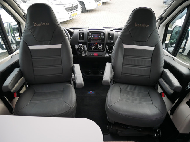 Benimar Benivan 145, Frigor&iacute;fico XXL, Cama transversal grande!! foto: 5