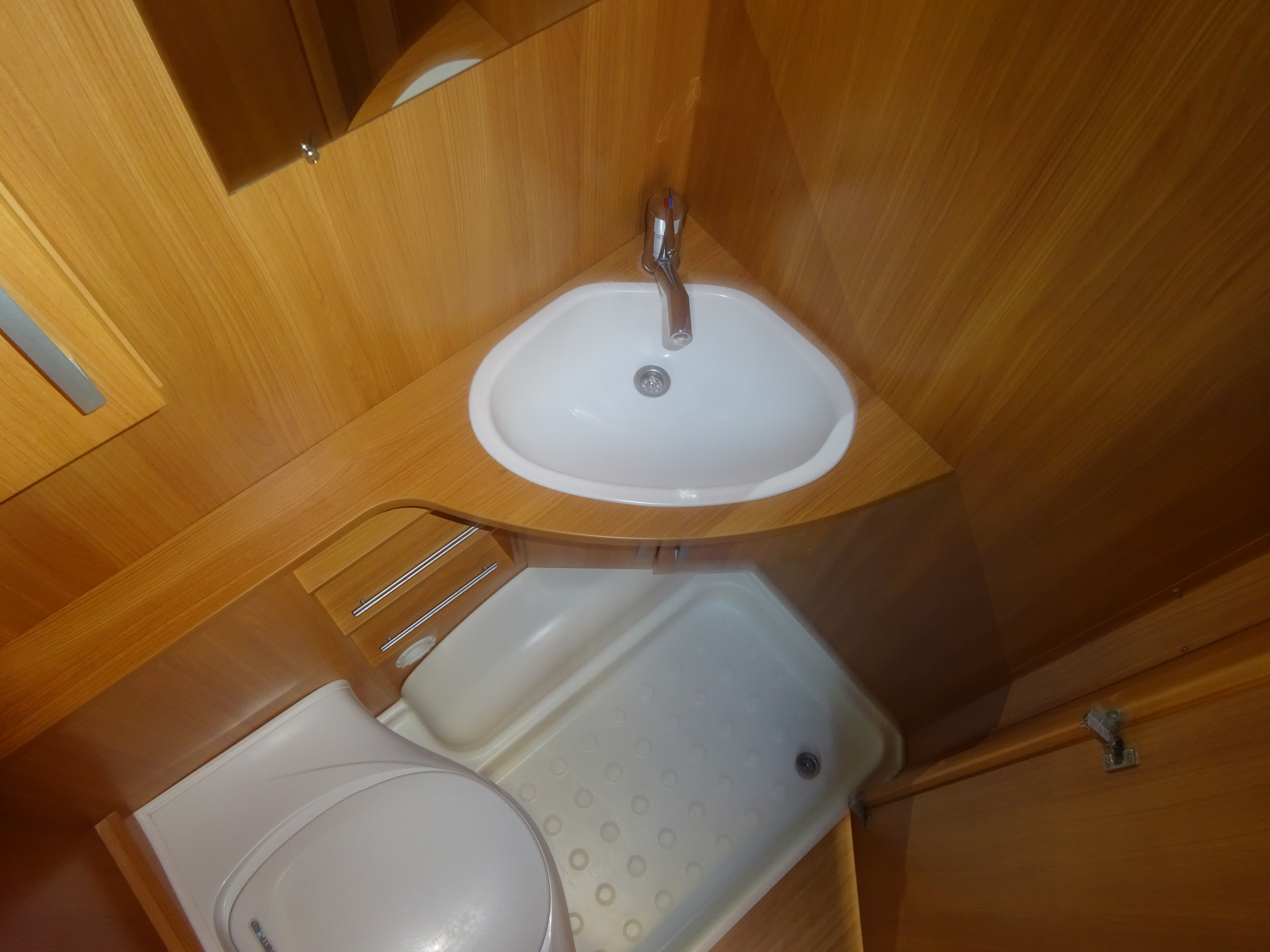 Knaus Sport 500 Enkele Bedden+Rondzit+Mover foto: 17