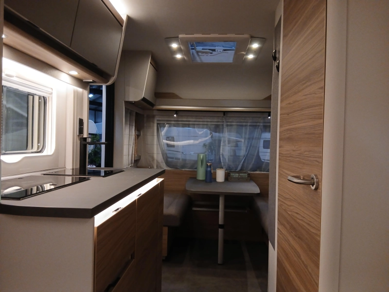 Dethleffs Nomad 460 EL foto: 7