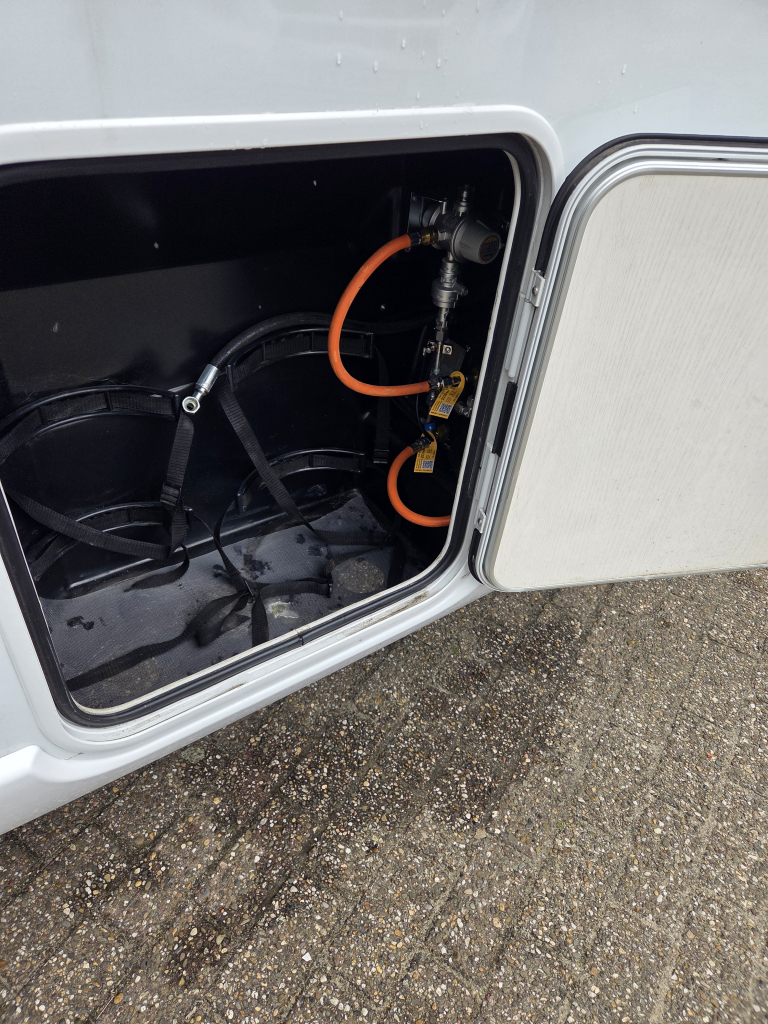 Pilote Sensation P740 Queensbed 2018 foto: 10