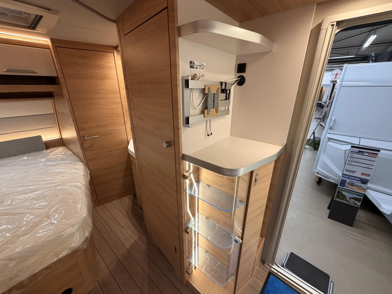 Knaus Sudwind Black Selection 500 FU +vloerverwarming+EvoPore  foto: 12