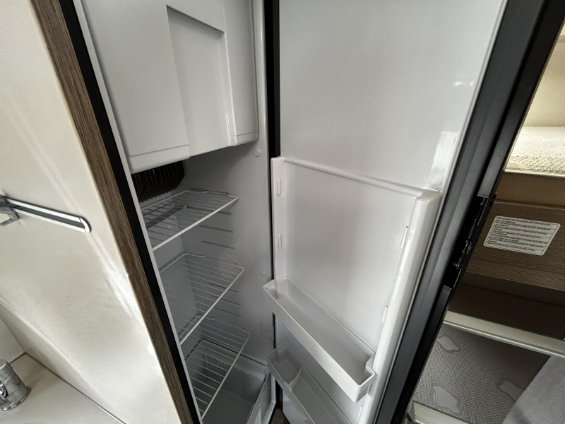 Chausson Flash 646 C Alkoven/2017/Euro-6/6.20M! Foto: 17