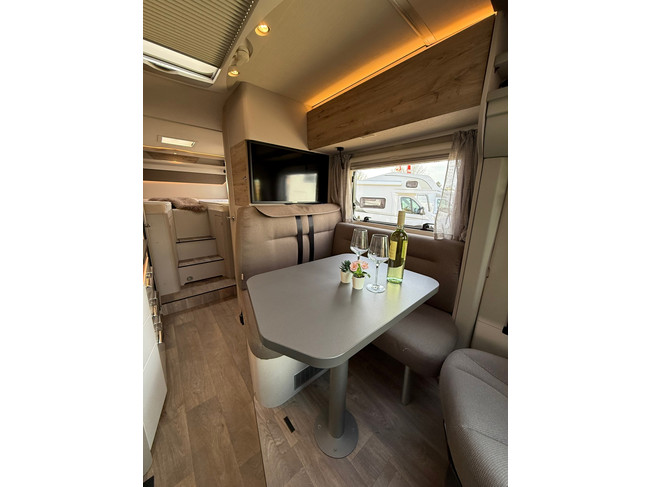 Hymer Exsis T 580 Automaat 9G 2020 Zonnepanelen! Trekhaak! foto: 15