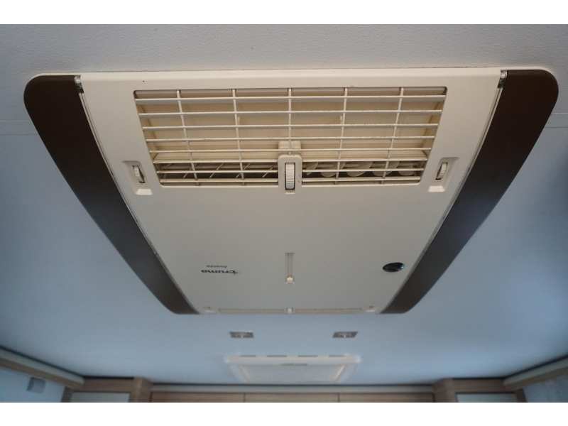 Adria Matrix Platinum 670 SC 5. Sitzplatz / Dachklimaanlage Foto: 13