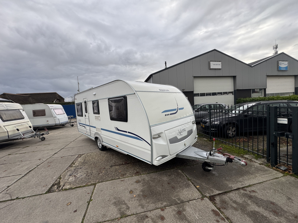 Adria 542 ku adora