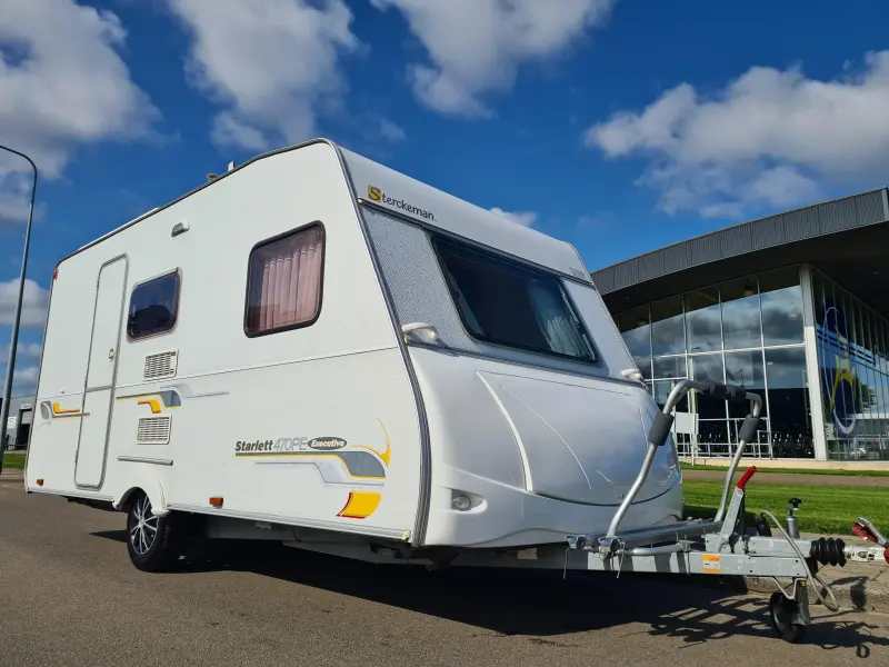 Sterckeman Starlett Executive 470 PE Stapelbed/vast bed/890 kg 