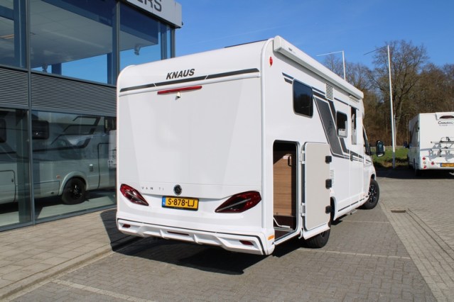 Jonge Knaus VanSation 650 Peugeot 2.2 l/ 165 pk met slechts 7.873 km enkele bedden (45  foto: 12