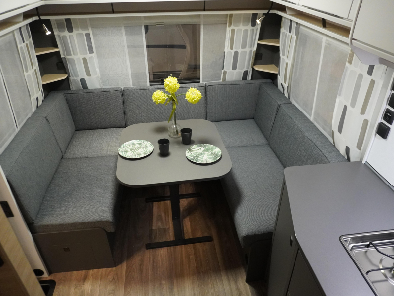 Fendt Apero 495 SFB GROSSE K&Uuml;CHE Foto: 3